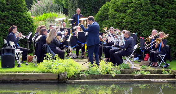 Performing at Abbots Ripton Hall in June 2016